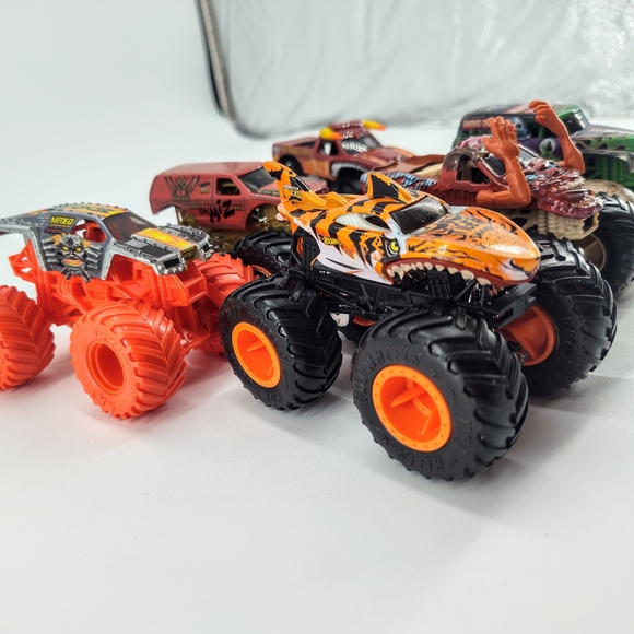 Monster Truck Toy Set - Multicolor - Picture 2 of 12